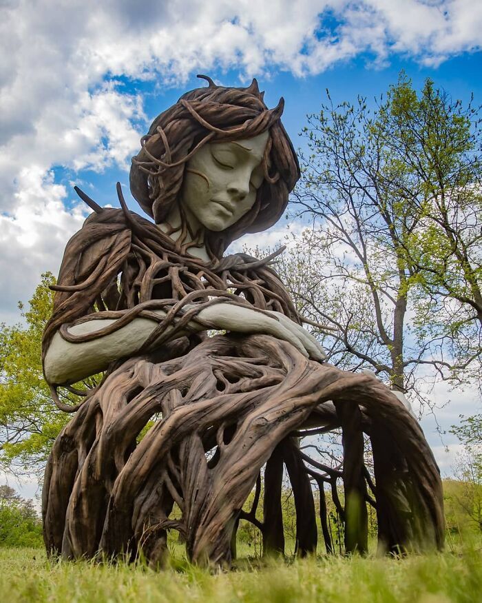 Daniel Popper: O artista que transforma a conexão humana com a natureza em arte monumental 17