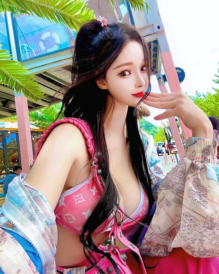 Conheça Yoo A Seo: A Barbie da vida real da Coreia do Sul (20 fotos) 11