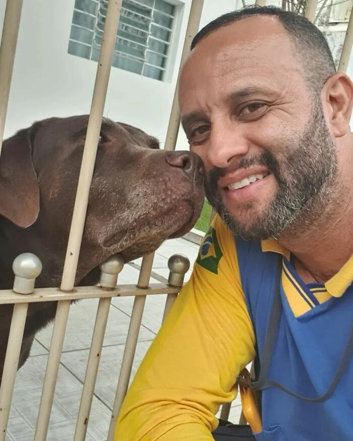 Antunes: O carteiro que está transformando cães em seus melhores amigos (32 fotos) 15